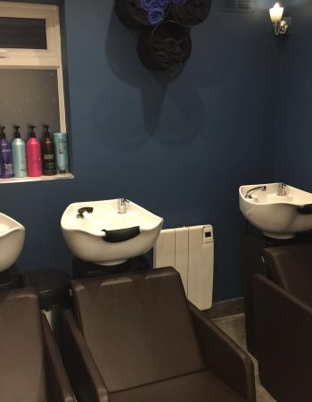 Naz Zeneldeen Hairdressers