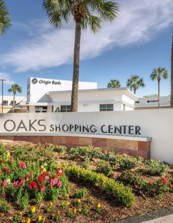 River Oaks Shopping Center