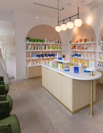 River Oaks Shopping Center