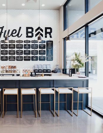 River Oaks Shopping Center