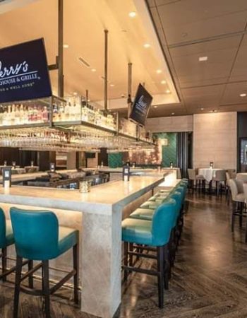 River Oaks Shopping Center