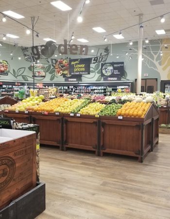 River Oaks Shopping Center