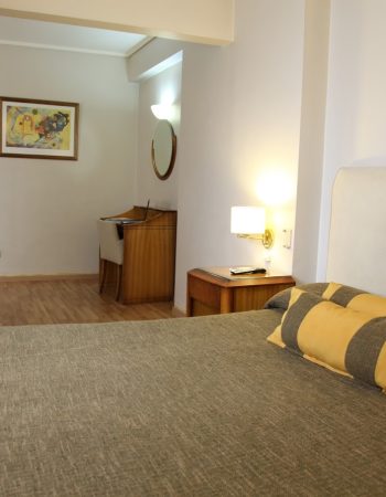 Tritone Hotel