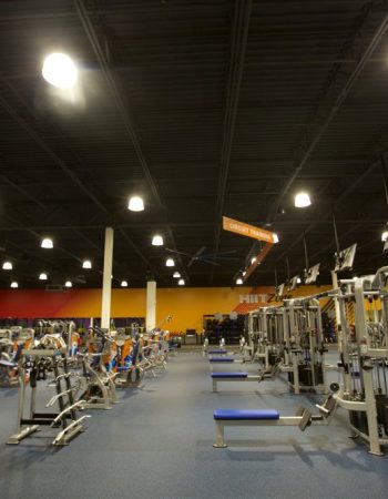Crunch Fitness – Dearborn