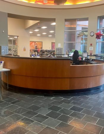 LA Fitness – 701 E Cathedral Rd