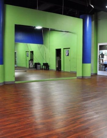 Powerhouse Gym – 18230 Grand River Ave